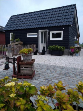 wellness chalet met jacuzzi, sauna, omheinde tuin,